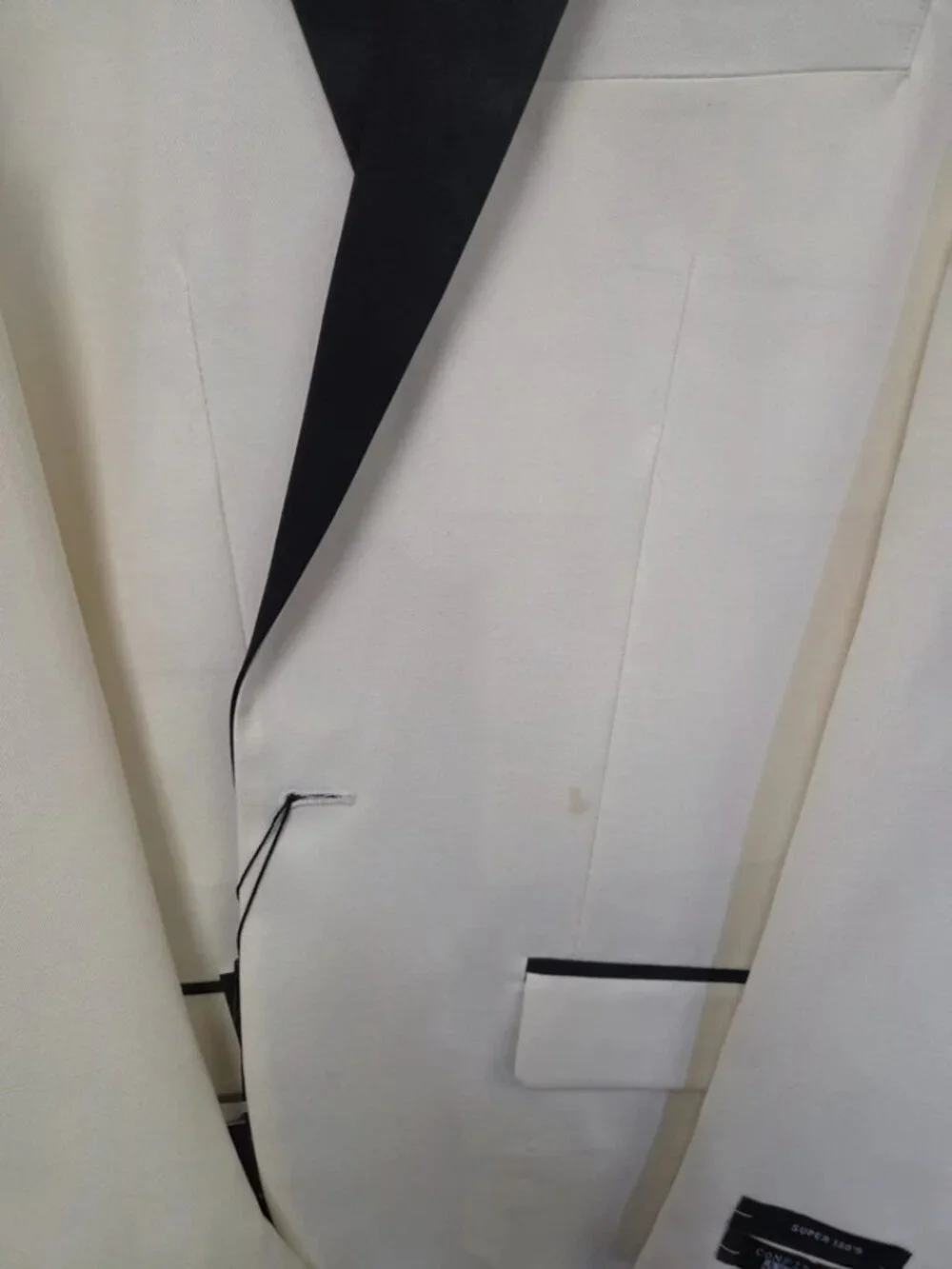 Men’s Ivory Tuxedo 3 Piece 100% Wool Statement 40R NWT